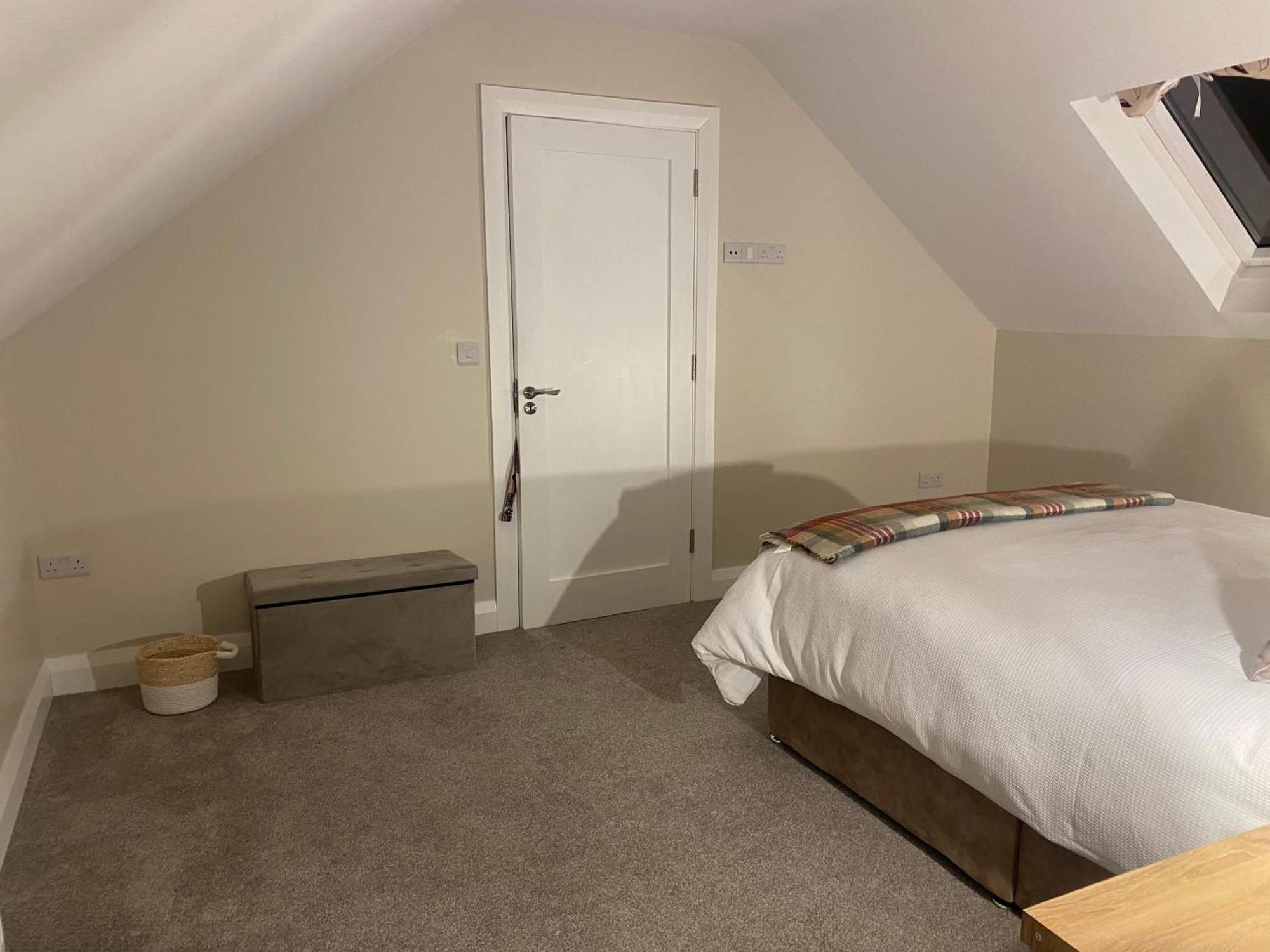 Luxury Country Escape Apartment Ennis Exterior photo
